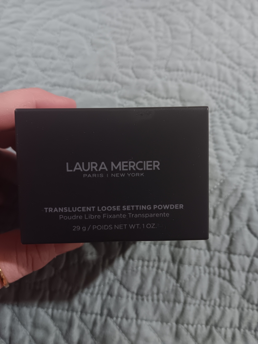 Laura Mercier Translucent Loose Setting Powder — Black Packaging
